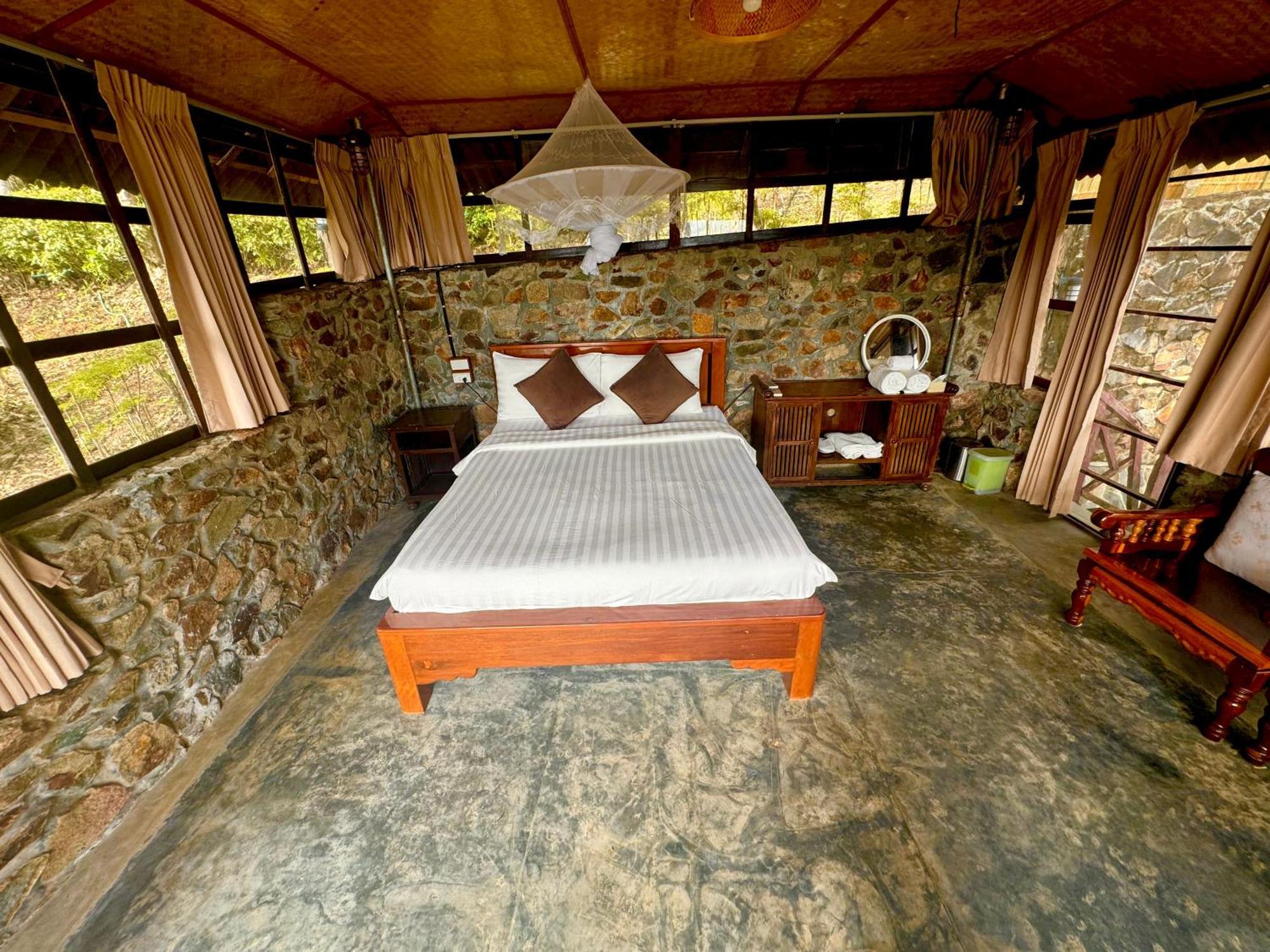 Drifters Anchor Hotel Ban Map Khangkhao Exterior photo